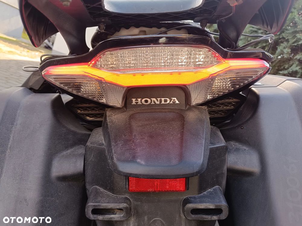 Honda CTX - 12