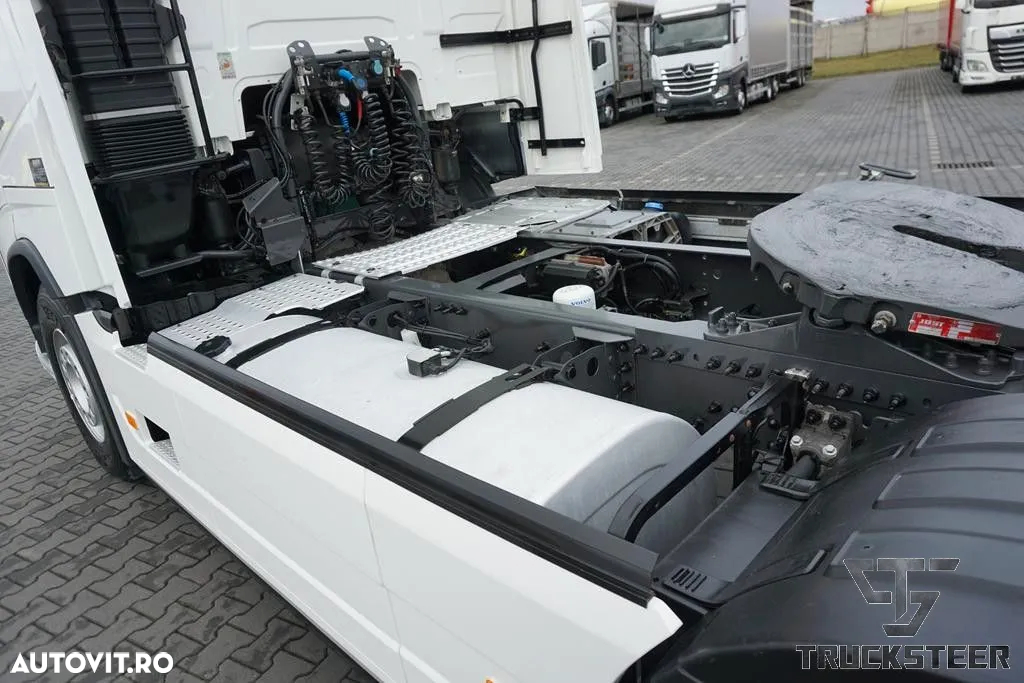 Volvo FH460 - 12