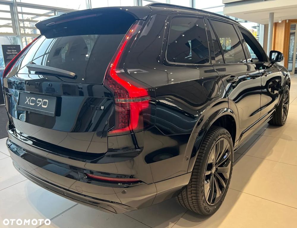 Volvo XC 90 T8 AWD Plug-In Hybrid Ultra Black Edition 7os - 4