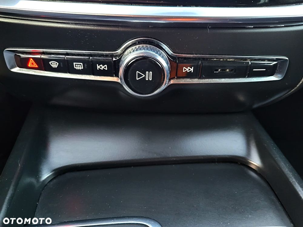 Volvo V60 D3 Geartronic Momentum Pro - 17