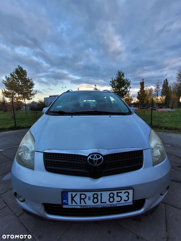 Toyota Corolla Verso 2.0 D-4D - 2