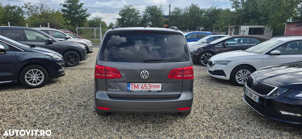 Volkswagen Touran - 5