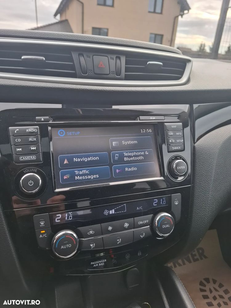 Nissan Qashqai 1.5 DCI N-Connecta - 10