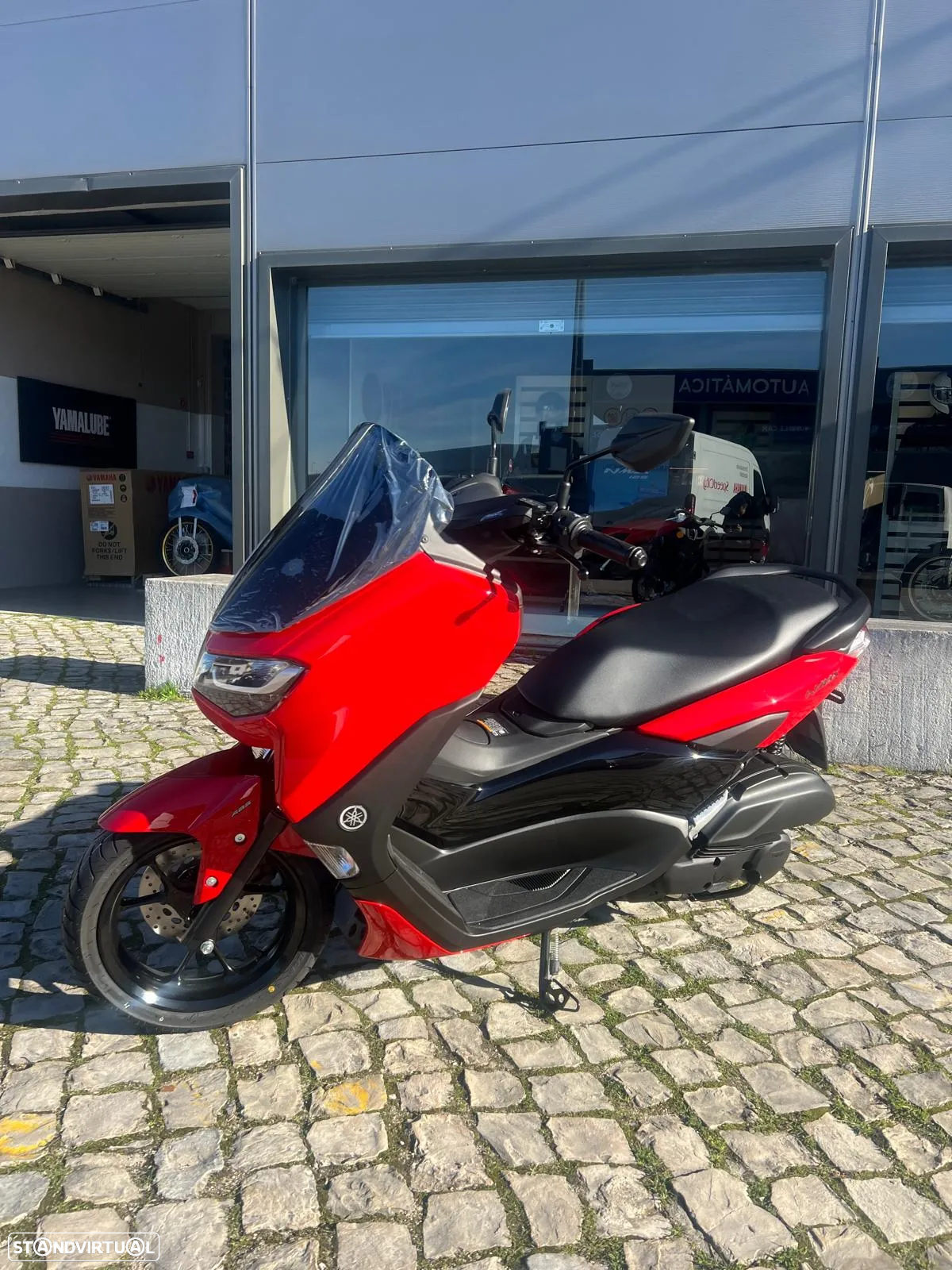 Yamaha NMAX - 2