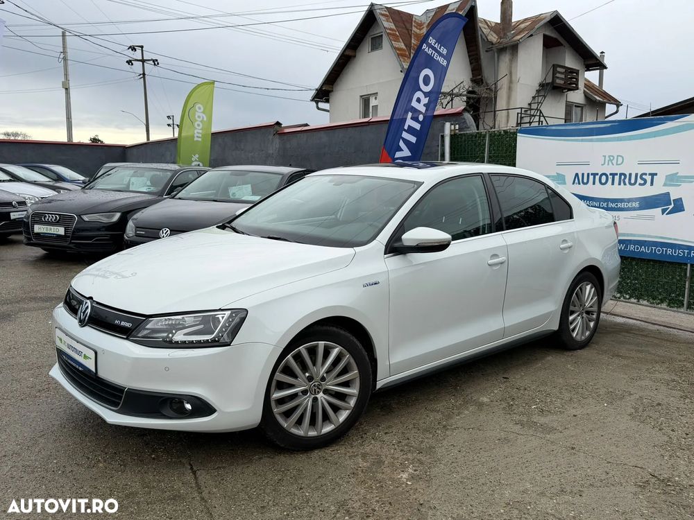 Volkswagen Jetta 1.4 DSG Highline - 1