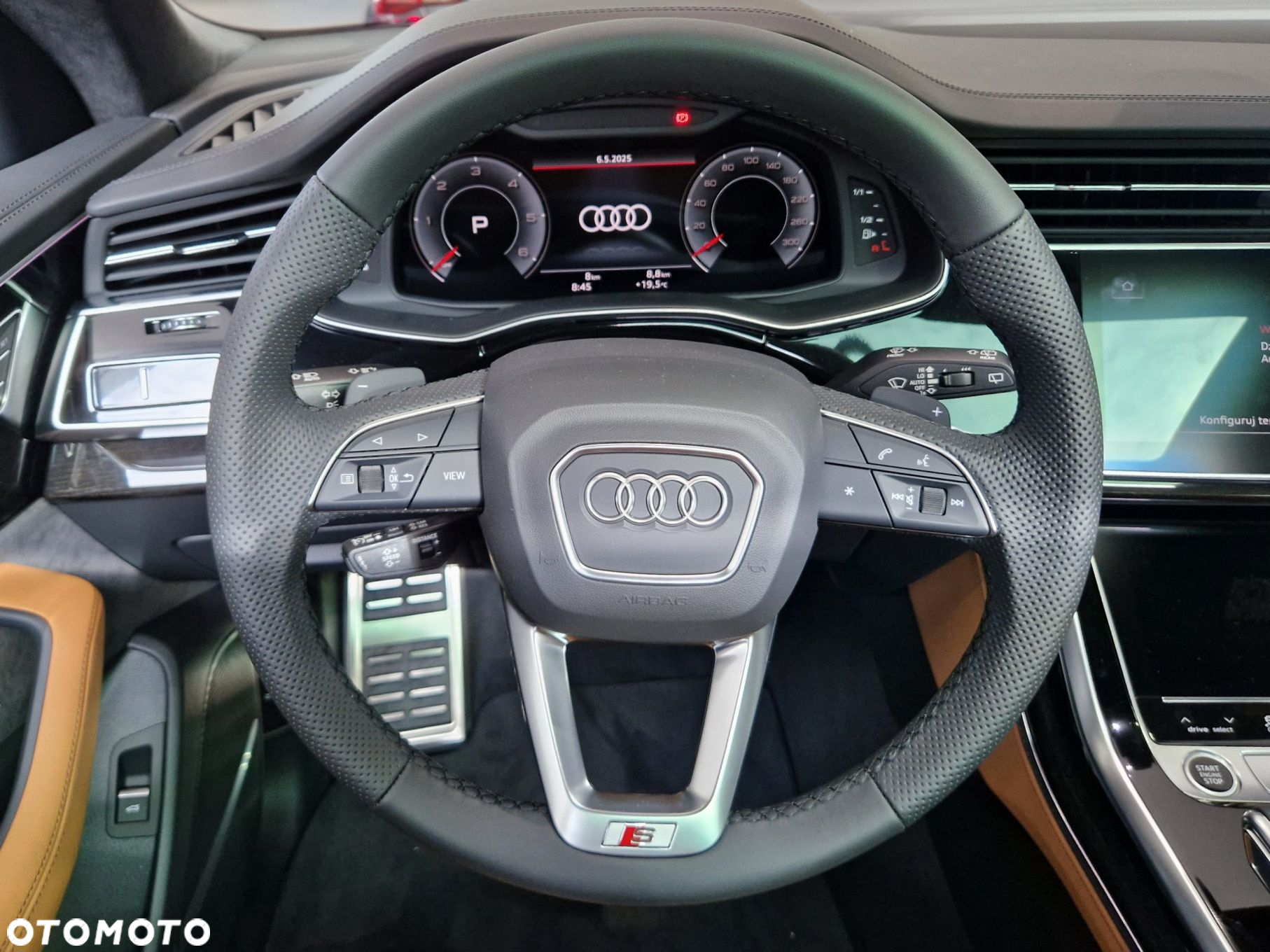 Audi Q8 - 9