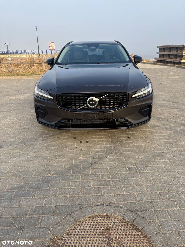 Volvo V60 B4 B Plus Dark - 17