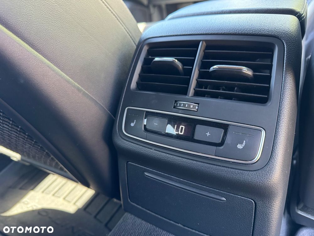 Audi A4 Avant 40 TDI S tronic S line - 17