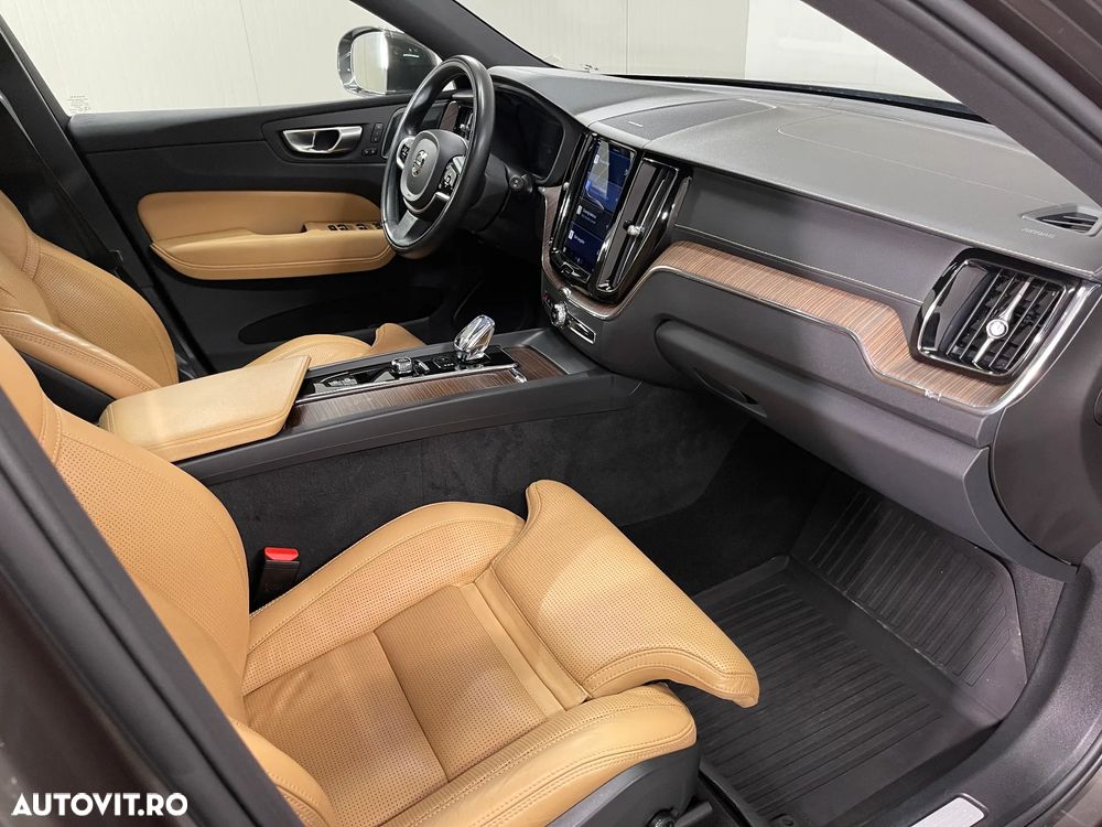 Volvo XC 60 B5 MHEV AT8 AWD Inscription - 11