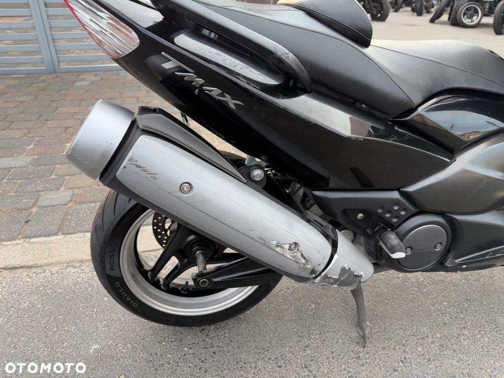 Yamaha Tmax - 24