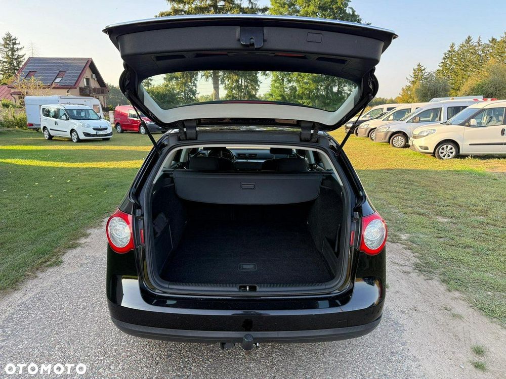 Volkswagen Passat - 26