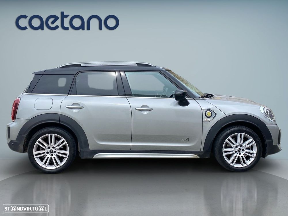 MINI Countryman Cooper SE Premium Classic Auto - 21