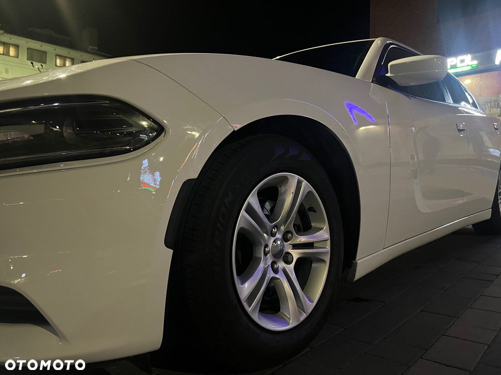Dodge Charger 3.6 GT - 7