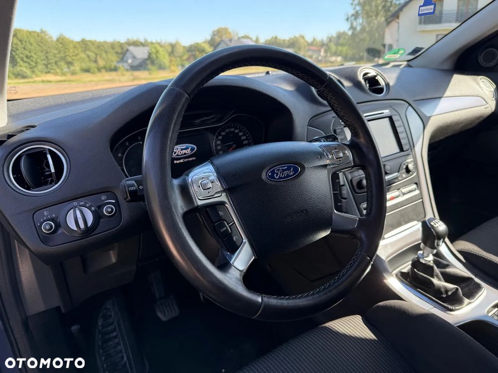 Ford Mondeo 2.0 TDCI Champions Edition - 21