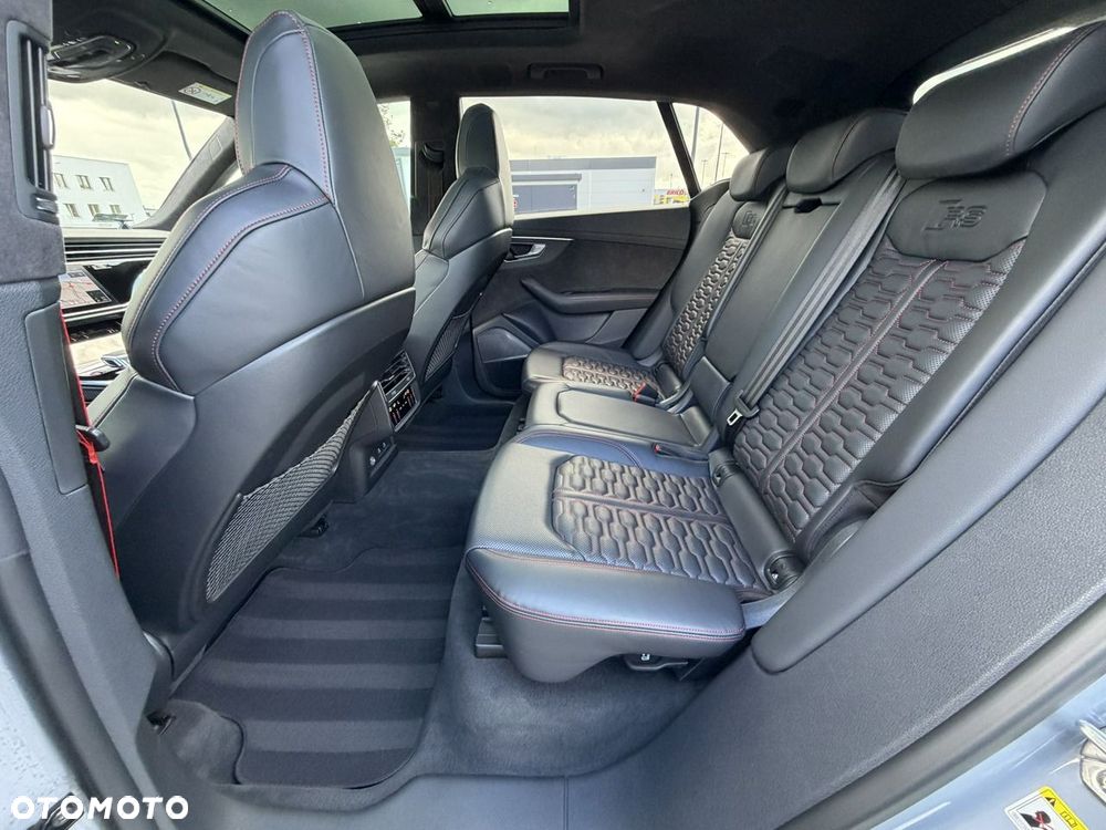 Audi RS Q8 - 32