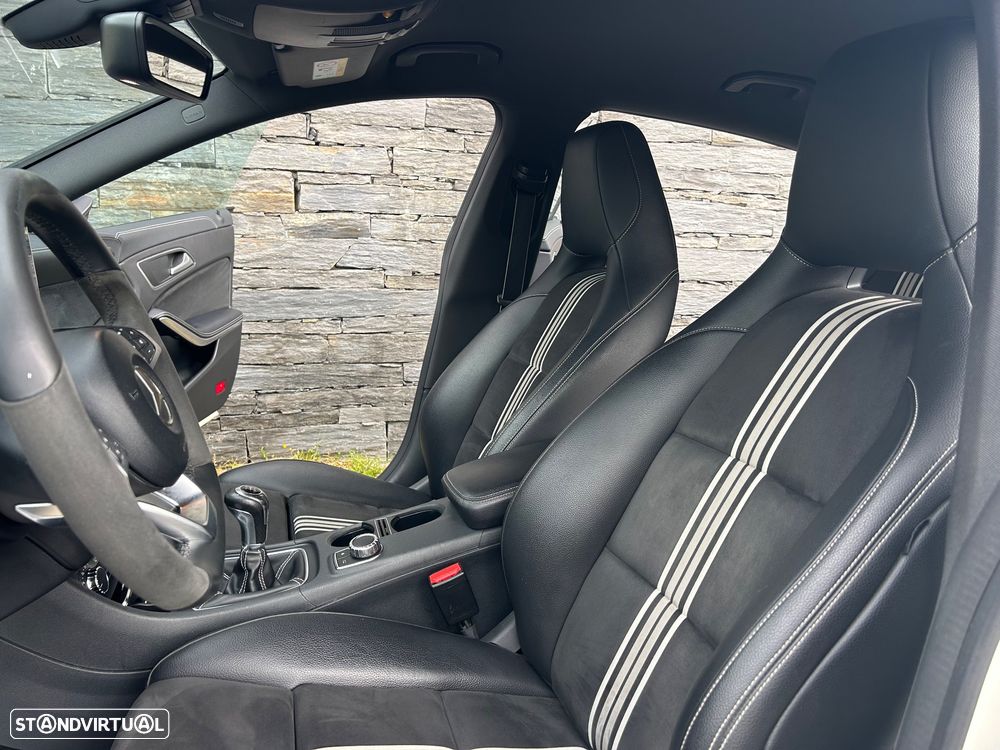 Mercedes-Benz CLA 180 d AMG Line - 11