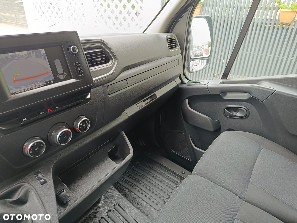 Renault Master - 22