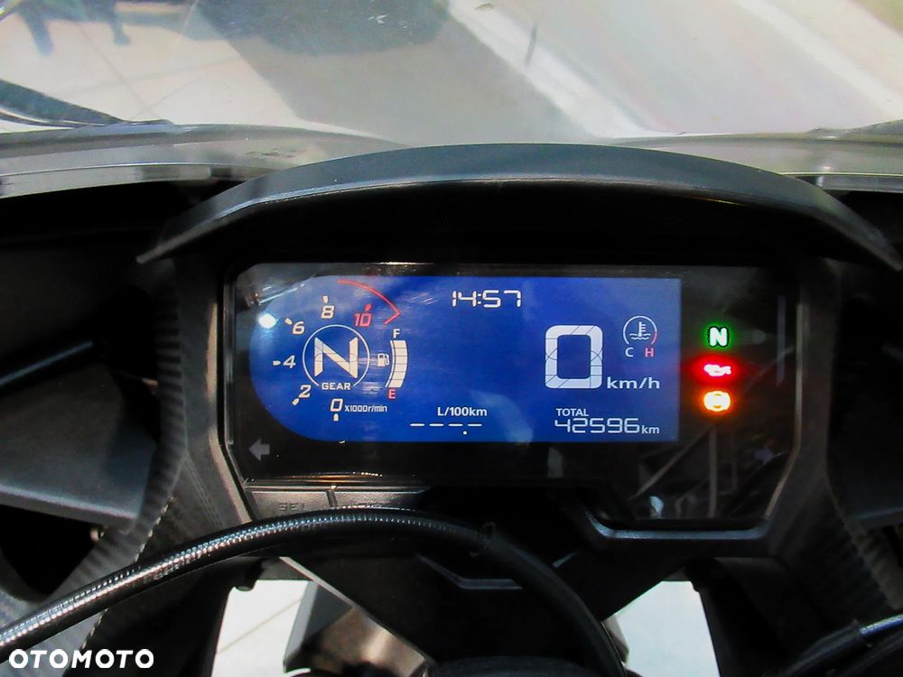 Honda CBR - 8