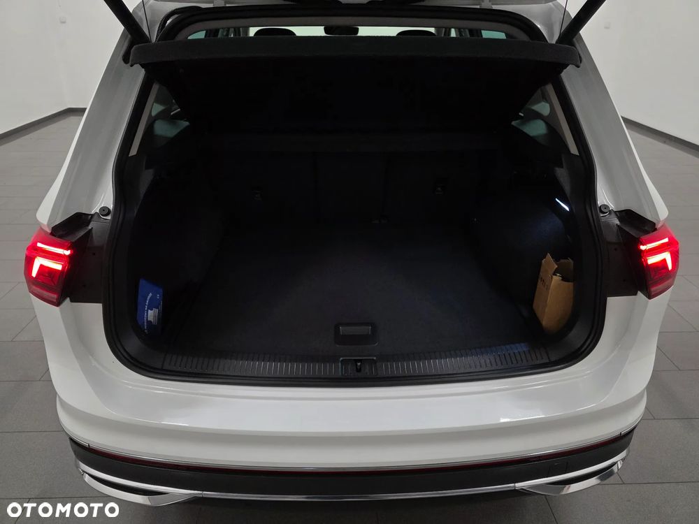 Volkswagen Tiguan 1.5 TSI EVO Elegance DSG - 38