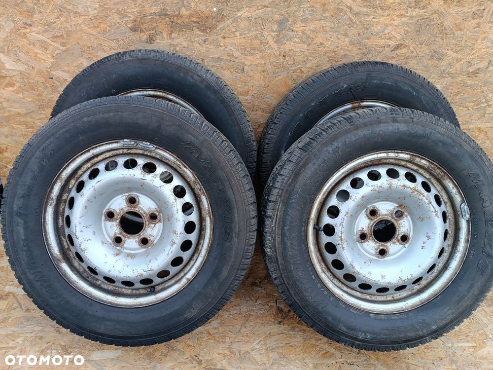 FELGI stalowe  5x120 fi65 4SZTOpony VinterMaxx 215/60R16C 8mm - 1