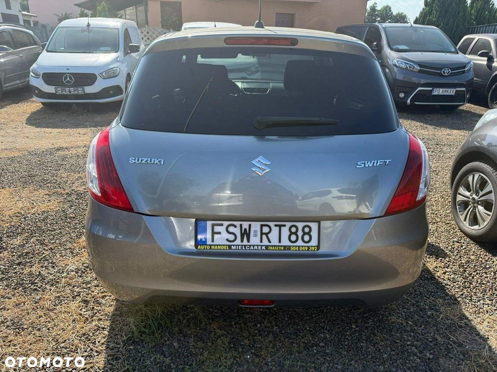 Suzuki Swift - 13
