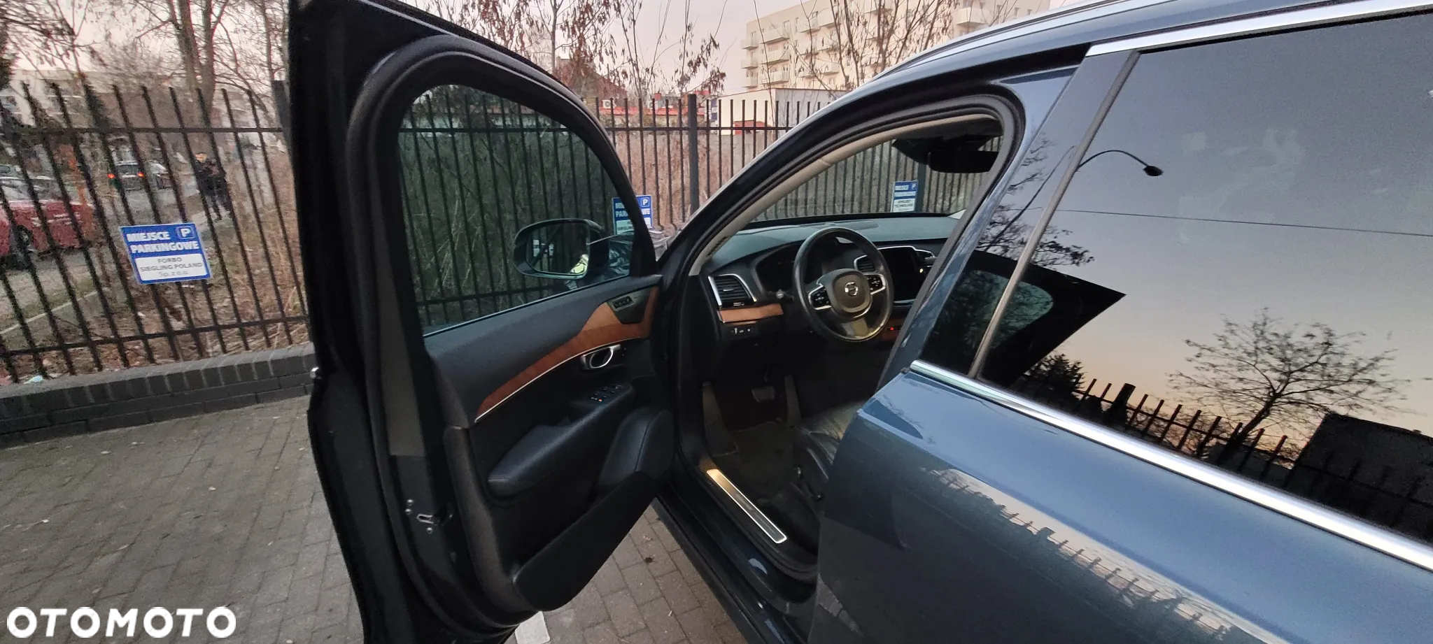 Volvo XC 90 - 11