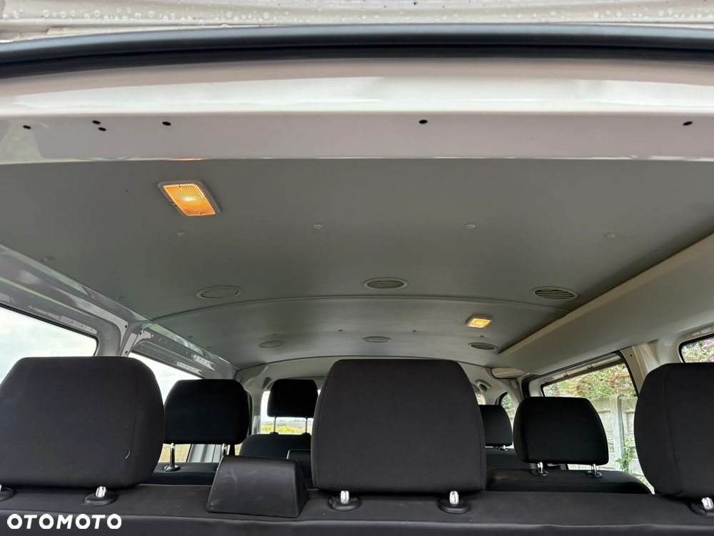 Volkswagen Transporter - 17