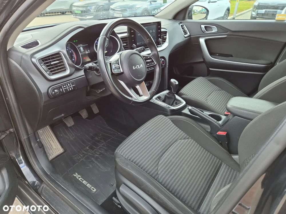 Kia XCeed 1.5 T-GDI M - 9