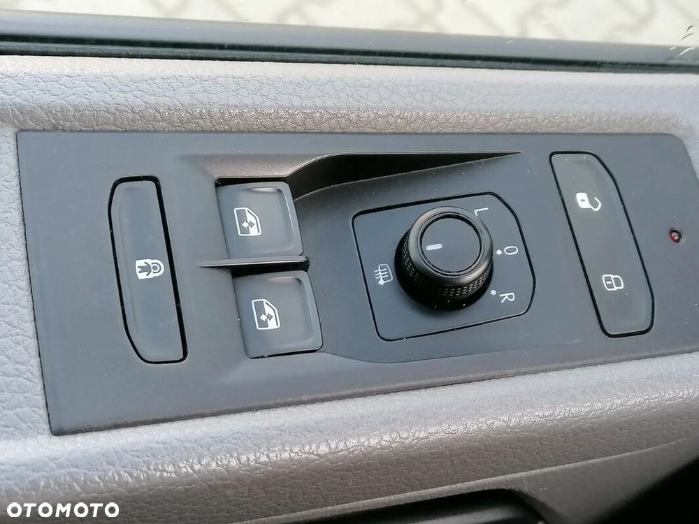 Volkswagen Transporter Kombi T6.1 TDI L2H1 - 14
