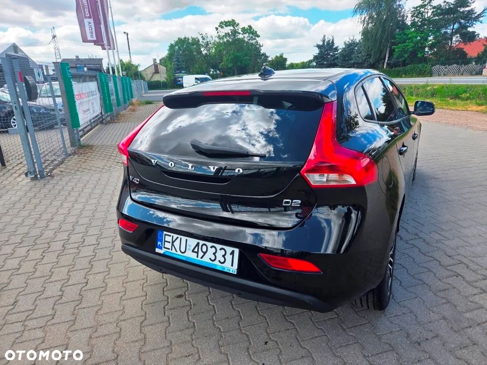 Volvo V40 D2 Momentum - 11