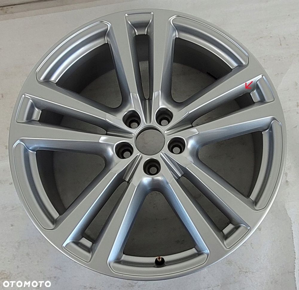 FELGA AUDI Q7 II 8x20 20 ET28 5x112 4M0601025G - 3