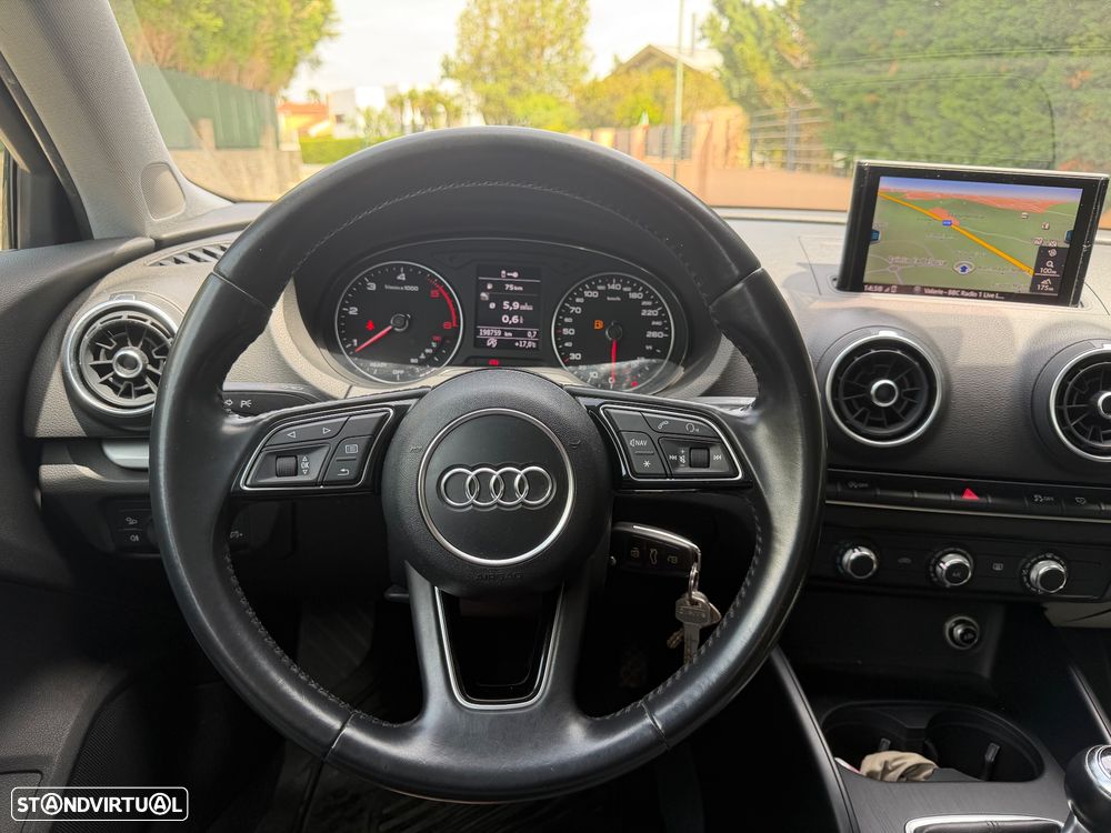 Audi A3 Sportback 1.6 TDI - 9