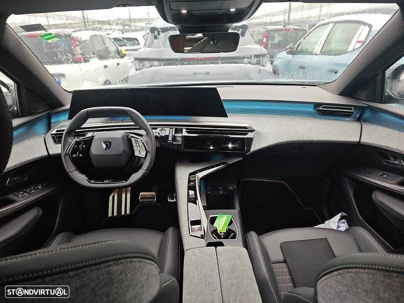 Peugeot 5008 Hybrid 136 e-DSC6 GT - 5