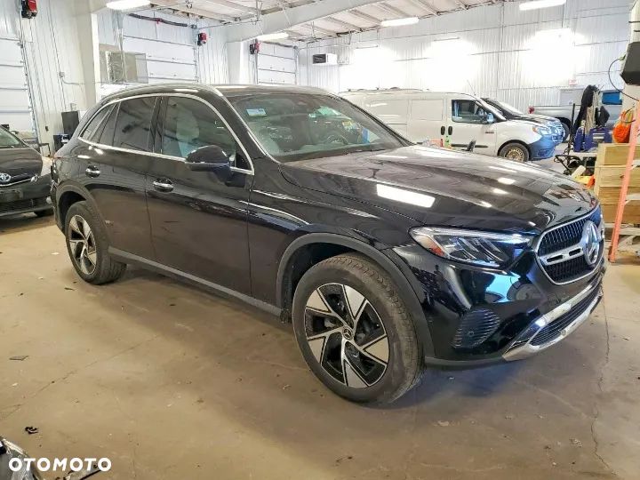 Mercedes-Benz GLC 300 mHEV 4-Matic AMG Line - 4