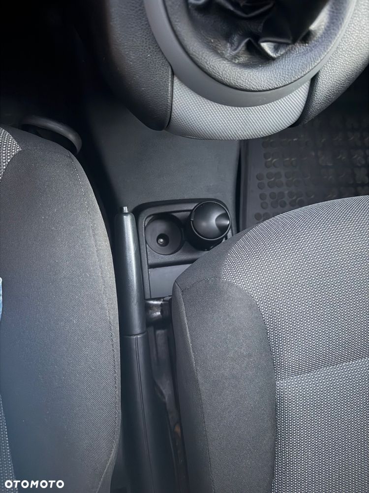 Peugeot Partner - 21