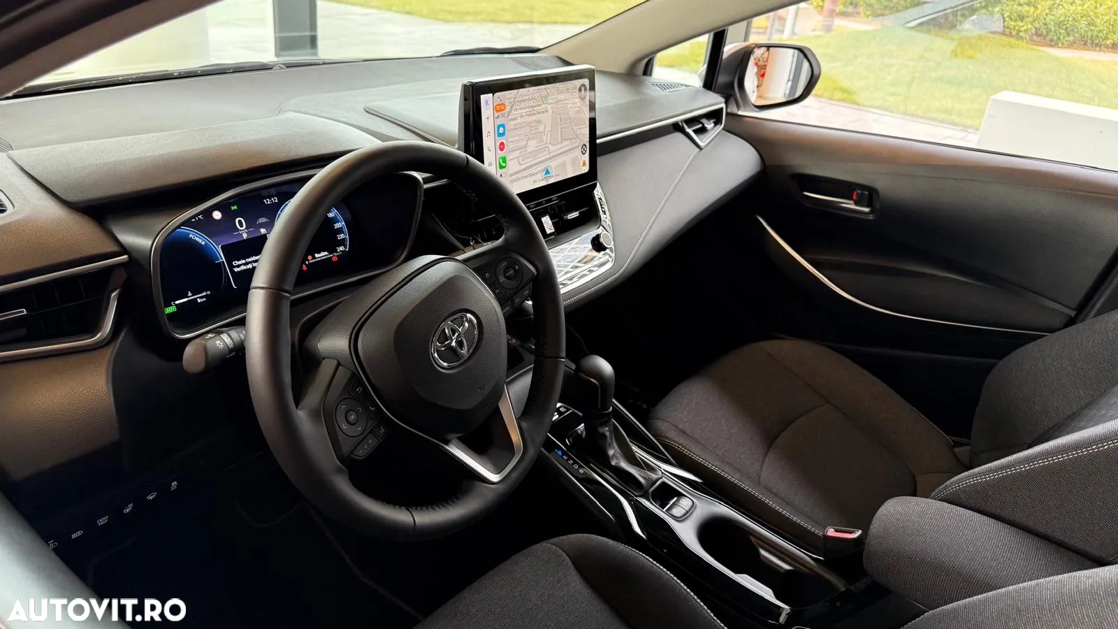 Toyota Corolla 1.8 HSD Business - 25