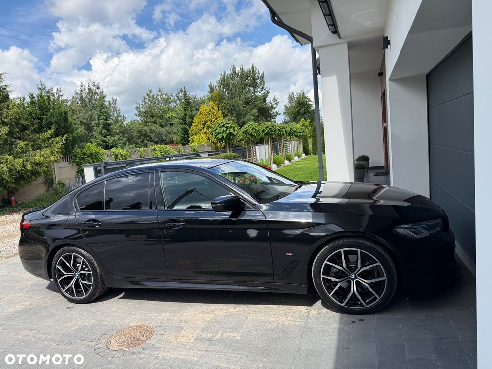 BMW Seria 5 520d xDrive mHEV M Sport sport - 12
