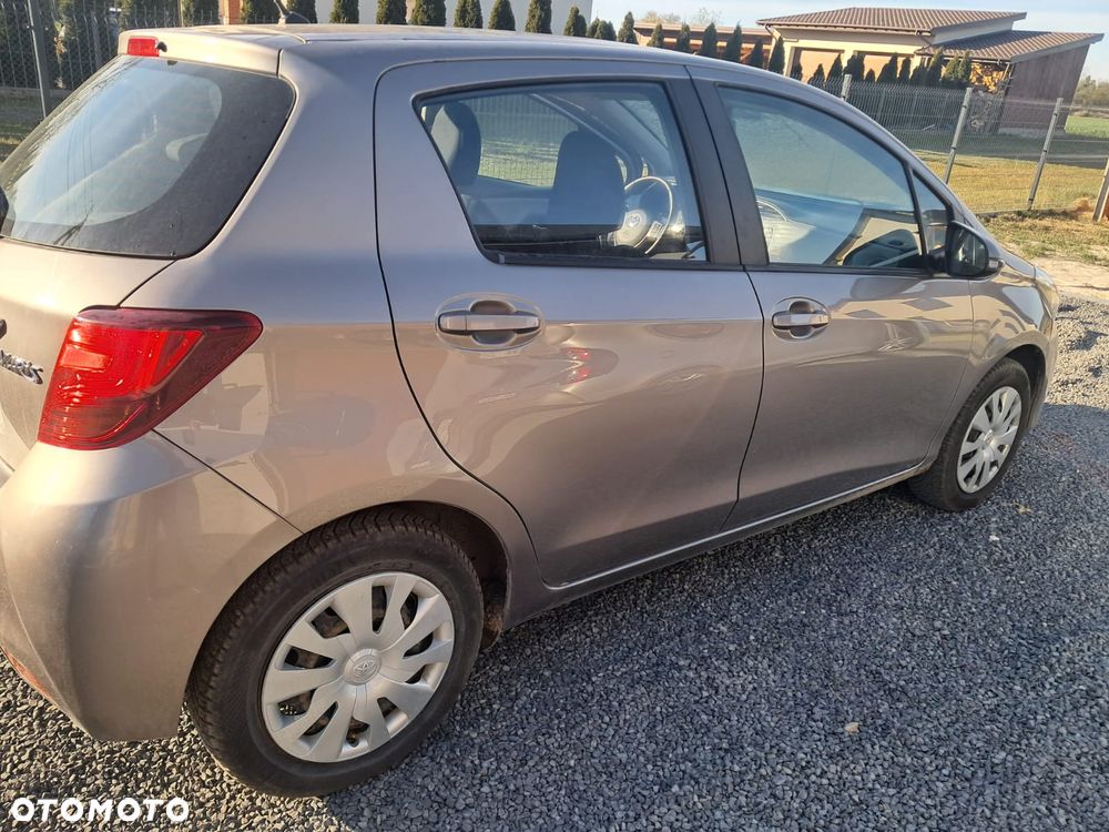 Toyota Yaris 1.33 Dynamic EU6 - 1