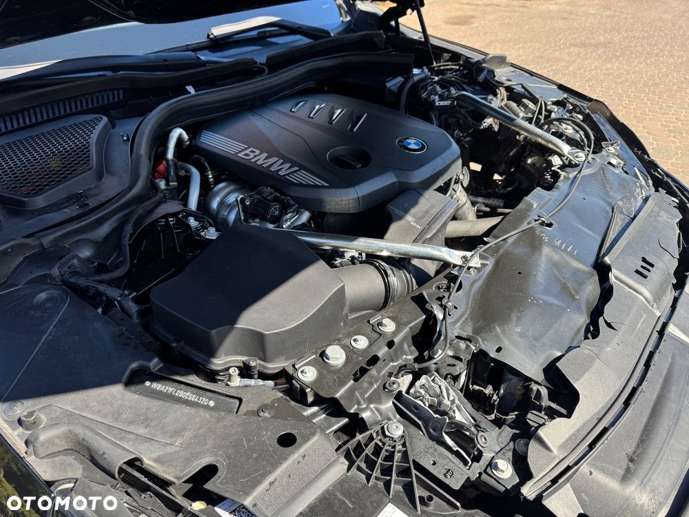 BMW Seria 5 520d xDrive mHEV M Sport - 15