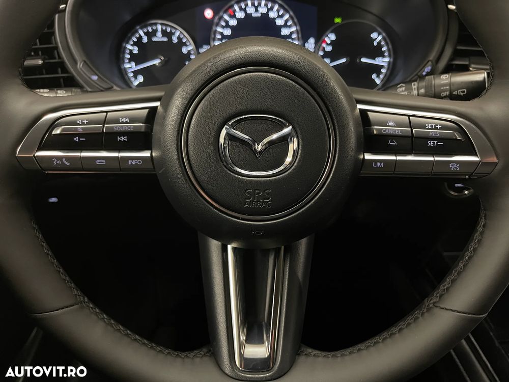 Mazda CX-30 e-SKYACTIV X186 AT MHEV GT+ - 24