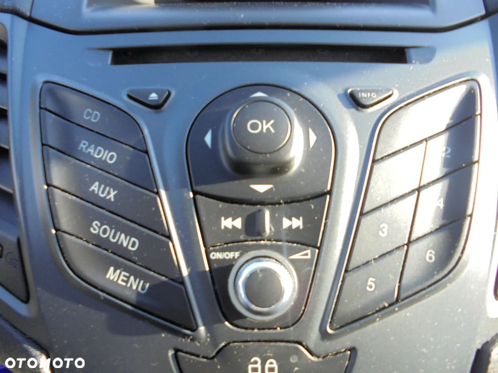 Ford Fiesta 1.25 Ambiente - 32