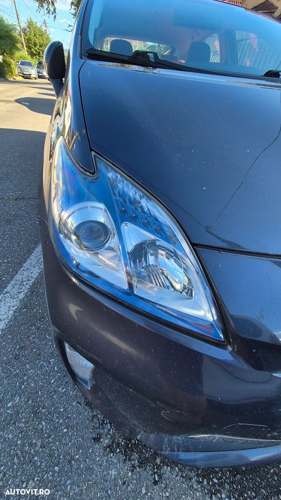 Toyota Prius - 11