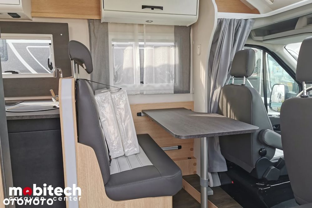 Sunlight T 690L - 13