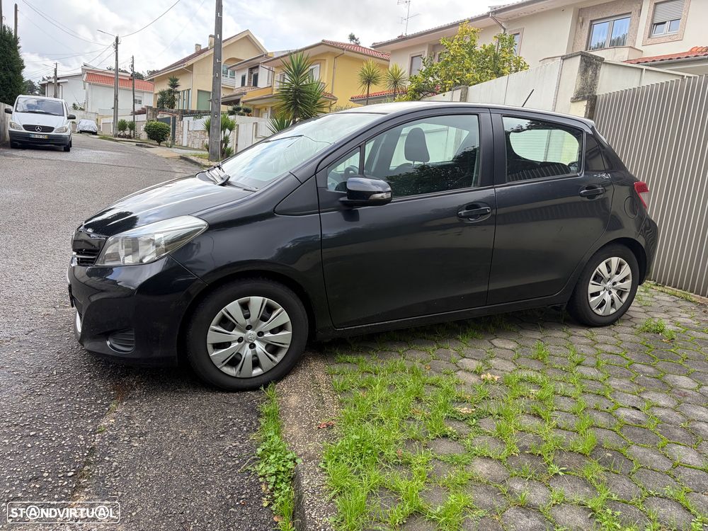 Toyota Yaris 1.4 D-4D Comfort+Navi - 8