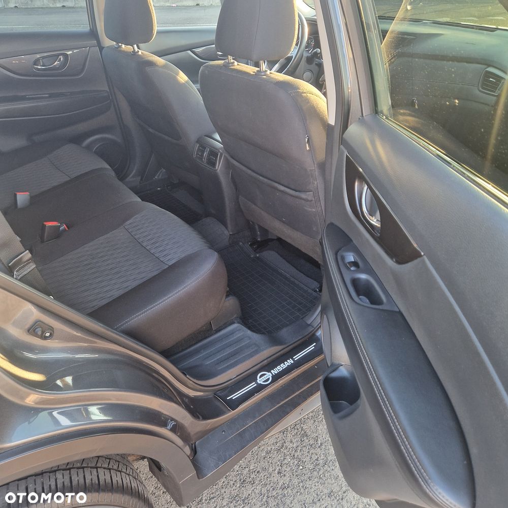 Nissan Rogue - 11