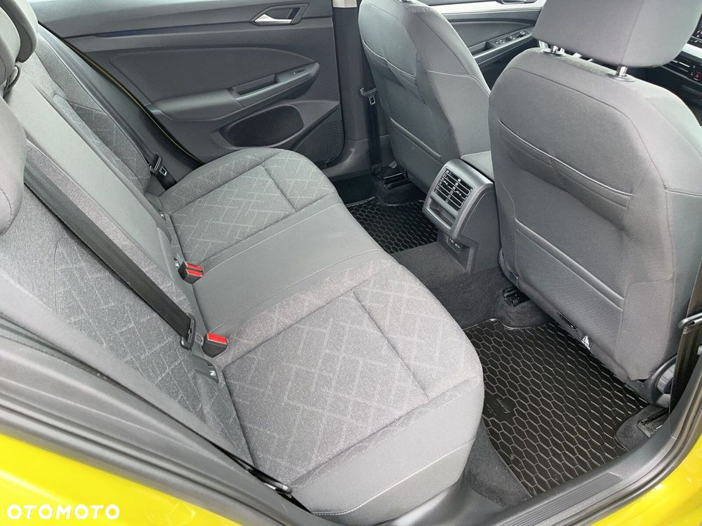 Volkswagen Golf Variant - 12