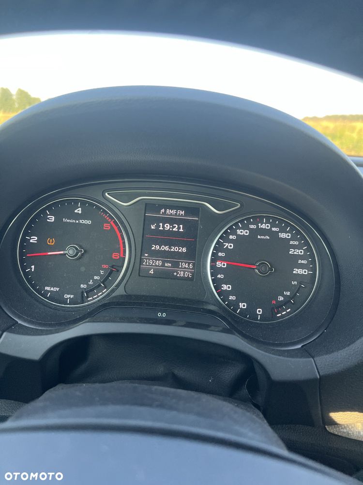Audi A3 Sportback - 3