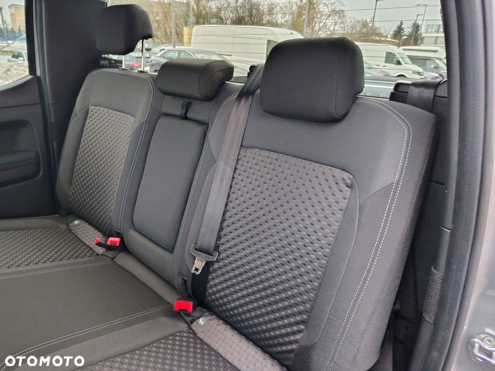 Volkswagen Amarok Life silnik: 2.0 TDI 205 KM / skrzynia biegów: 10-biegowa automatyczna 4MOTION rozstaw osi: 3270 mm - 20