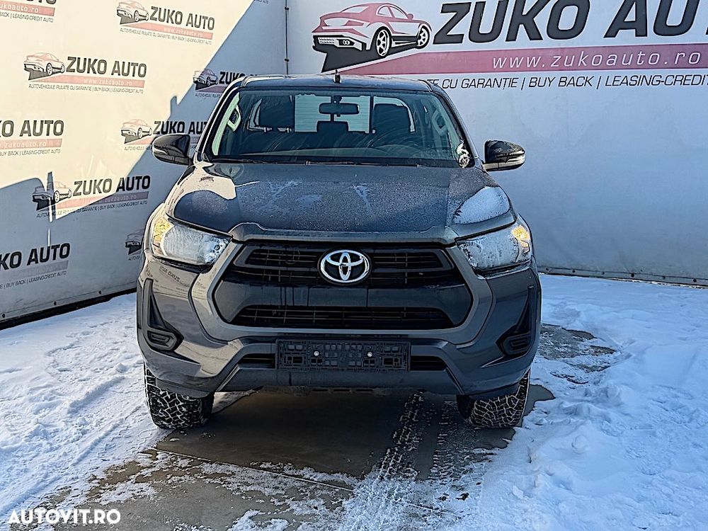 Toyota Hilux - 2