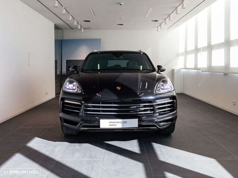 Porsche Cayenne E-Hybrid - 2